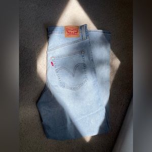 Levi’s Ribcage Straight Jeans Size 30